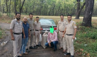 पांवटा में कार से मिली 12 पेटी शराब,आरोपी धरे