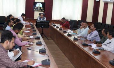 कुल्लू  जिले में प्रतिबंधित सिंगल यूज प्लास्टिक वस्तुओं के उपयोग और बिक्री पर प्रभावी रोक के लिए जिला स्तरीय टास्क फोर्स की बैठक  का आयोजन