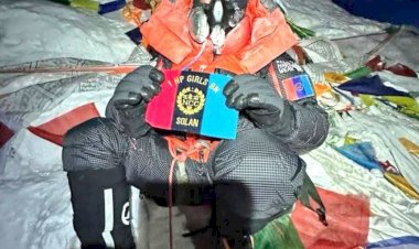 मुख्यमंत्री ने कृतिका शर्मा को माउंट एवरेस्ट फतह करने पर बधाई दी