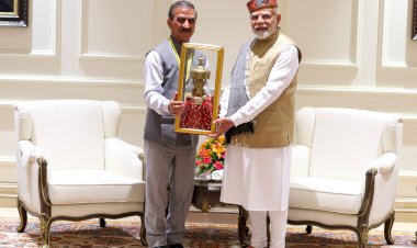 मुख्यमंत्री ने प्रधानमंत्री से भेंट कर तुर्की से सेब आयात और अन्य मुद्दों पर चर्चा की