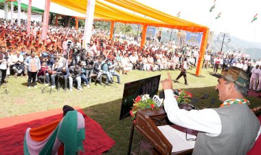 सेना से परामर्श किए बिना ही की युद्ध विराम की घोषणा: मुख्यमंत्री