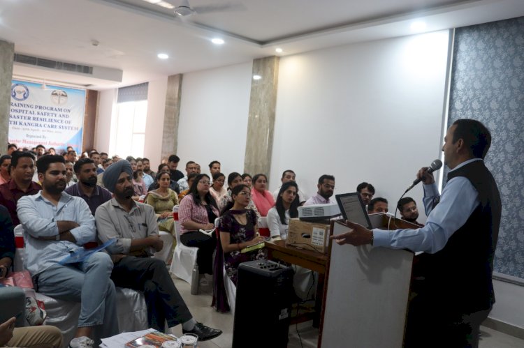 अस्पताल कर्मियों को आपदा की स्थिति से निपटने के दिए टिप्स