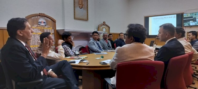 हिमाचल प्रदेश में सार्वजनिक एवं निजी परिवहन व टैक्सियों में गार्बेज बिन रखना अनिवार्य: मुख्य सचिव