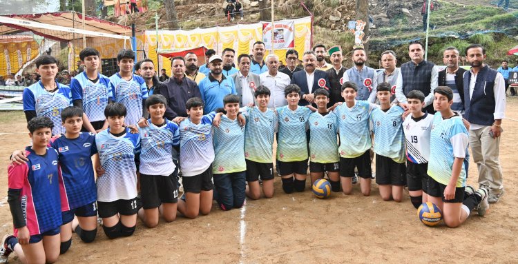 युवाओं के सर्वांगीण विकास में खेलों का सर्वाधिक महत्व - शिक्षा मंत्री
