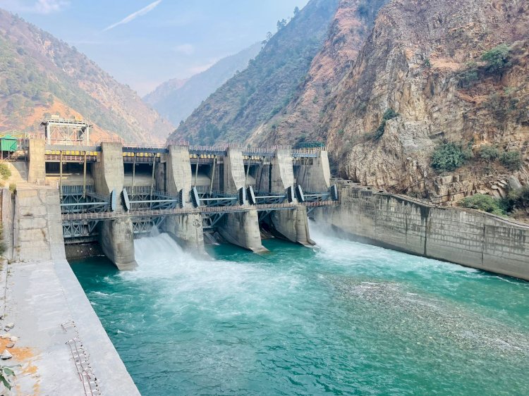 लारजी विद्युत परियोजना पुनः बहाल कर पूर्ण रूप से कार्यशील की गई