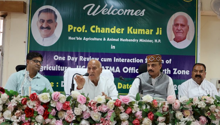 किसानों के खेतों तक योजनाओं की पहुंच करें सुनिश्चित: चंद्र कुमार