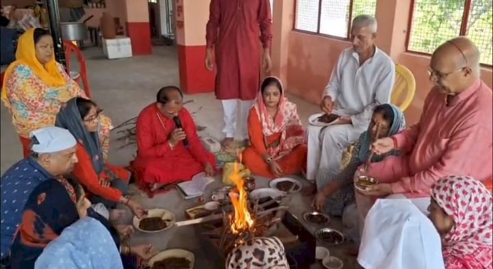 टीबी वार्ड स्थित शनि मंदिर धूमधाम से मनाई गई जयंती, पूजा अर्चना और हवन यज्ञ के बाद किया गया भंडारे का आयोजन