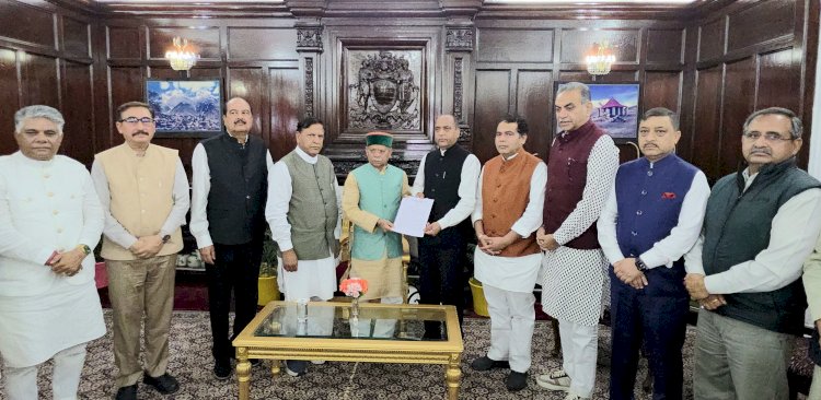 भाजपा ने नेता प्रतिपक्ष जयराम ठाकुर की अध्यक्षता में राज्यपाल शिव प्रताप शुक्ल को सौंपा ज्ञापन