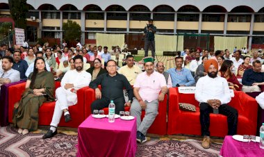 मीडिया आमजन व सरकार के मध्य सूचना का एक सशक्त माध्यम - कुलदीप सिंह पठानिया