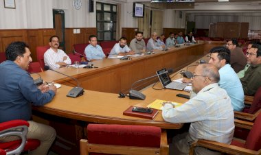 जल जीवन मिशन के कार्यान्वयन के सम्बन्ध में बैठक आयोजित