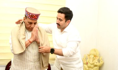 विक्रमादित्य सिंह ने केन्द्रीय रक्षा मंत्री राजनाथ सिंह से भेंट की