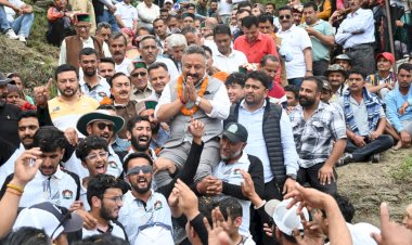 शिक्षा मंत्री ने कठासू में किया विभिन्न परियोजनाओं का उद्घाटन