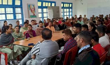 पी एम श्री विद्यालय नौहरा धार में ऐतिहासिक शिक्षा संवाद