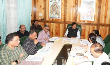 उप-मुख्यमंत्री ने की जलशक्ति विभाग की समीक्षा, केंद्र सरकार के समक्ष लम्बित 1200 करोड़ की स्वीकृत राशि का मुद्दा उठाया जाएगा