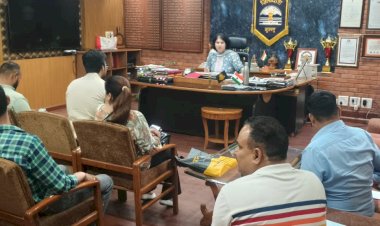 जिला प्रशासन आपदा के मद्देनजर पूरी तरह सतर्क, राहत और बचाव कार्यों के लिए टीमें मुस्तैदी से क्रियाशील : उपायुक्त तोरुल रवीश