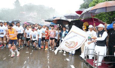 राज्यपाल ने ‘नशे को मात, देंगे एक साथ’ थीम पर आधारित 12वीं हाफ मैराथन को झंडी दिखाकर रवाना किया