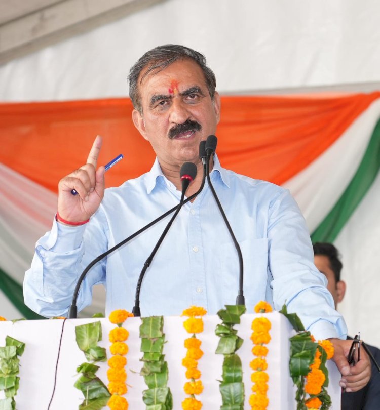 मुख्यमंत्री ने 89 पौंगडैम विस्थापितों को भूमि के कागज़ात प्रदान किए, आवास के लिए 3 लाख रुपये की आर्थिक सहायता की घोषणा