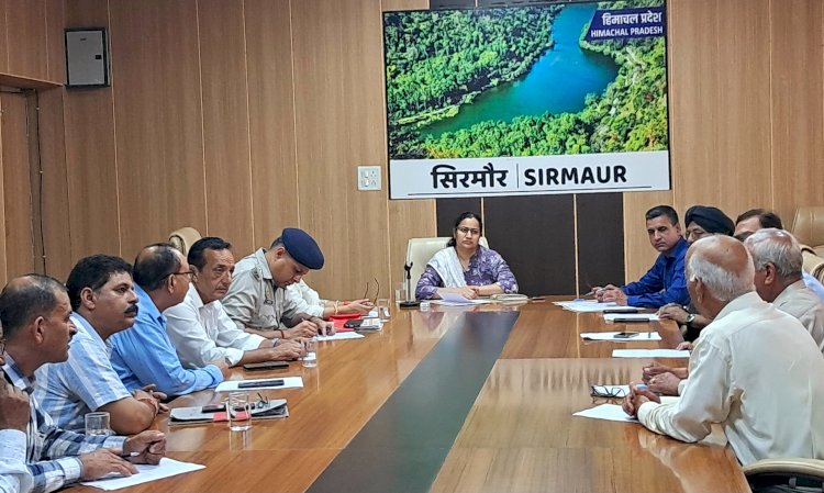 सिरमौर में 74 पीड़ितों को 68.20 लाख की राहत राशि वितरित : प्रियंका वर्मा
