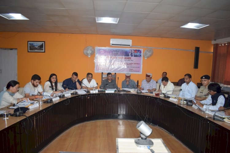 विधानसभा कल्याण समिति की बैठक बिलासपुर में संपन्न – वंचित वर्गों तक योजनाओं का लाभ पहुंचाने में तेजी लाने के निर्देश