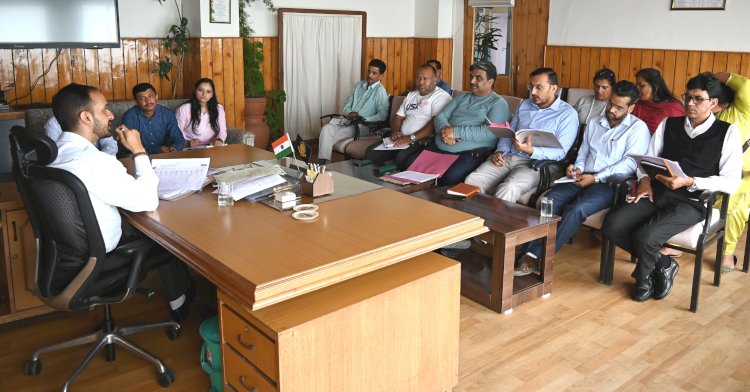प्रधानमंत्री सूर्या घर मुफ्त बिजली योजना का पंचायत स्तर तक होगा प्रचार-प्रसार - अभिषेक वर्मा