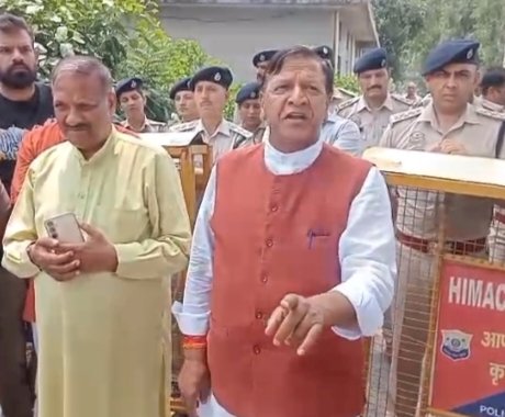 धारा 163 का उल्लंघन: बिन्दल, सुखराम समेत 50 प्रदर्शनकारियों के खिलाफ एफआईआर दर्ज...