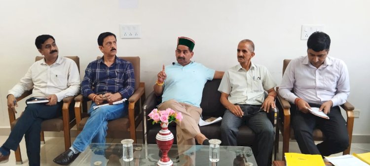 केवल सिंह पठानिया ने आगामी मॉनसून सीज़न की तैयारियों को लेकर की समीक्षा बैठक
