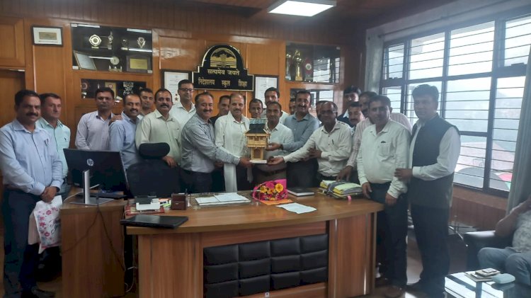 जल्द बुलाई जायेगी प्रवक्ताओं की मांगो के समाधान बारे औपचारिक बैठक, संघ ने युक्तिकरण की अधिसूचना पर जताया विरोध...