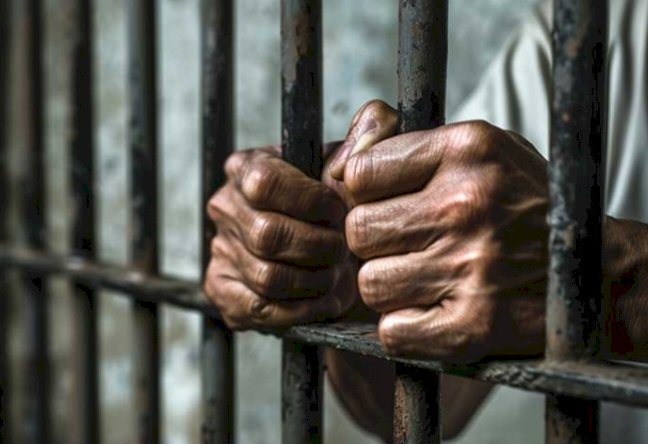 छेडख़ानी का आरोपी शिक्षक 14 दिन के भेजा जेल, पुलिस ने अदालत में किया था पेश...