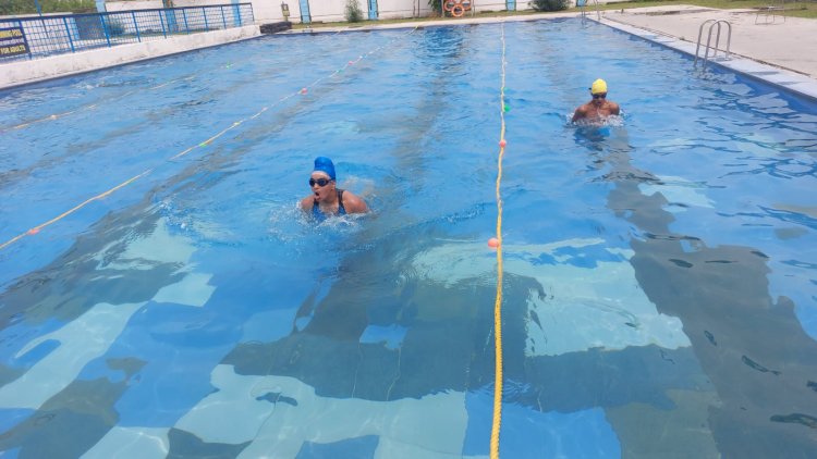 50 मीटर वेस्ट स्ट्रोक प्रतिस्पर्धा में दीपक कुमार ने पहला स्थान प्राप्त किया. जिला स्तरीय तैराकी प्रतियोगिता संपन्न ,30 खिलाड़ियों ने दिखाया दम.