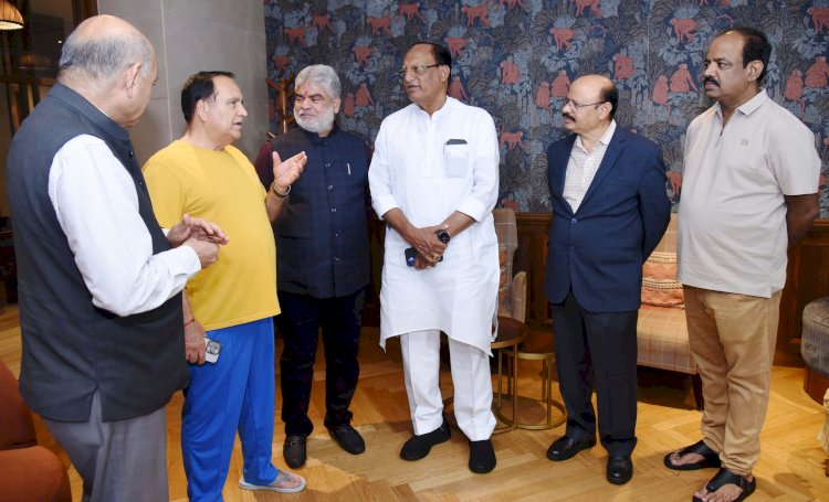 पंजाब, हरियाणा, दिल्ली,कर्नाटका, तेलंगाना व उत्तर प्रदेश के स्पीकर धर्मशाला पहुंचे