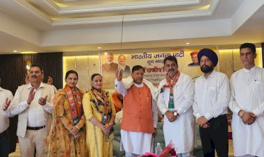 बद्दी के स्नेह मिलन कार्यक्रम में पहुंचने बिंदल