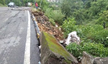 नेशनल हाईवे को 1.40 करोड़ का नुकसान: एनएच अथॉरिटी ने नगर परिषद को लिखा पत्र. बिरोजा फैक्टरी के नजदीक बरसात में नाला  हुआ था ब्लॉक....