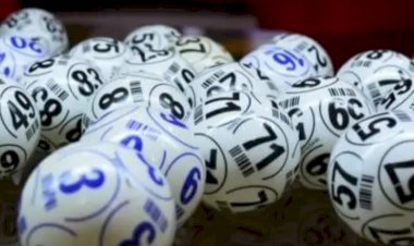 एक रुपये के नब्बे रुपये ले जाओ.. पुलिस को देख सट्टा लगाने वाले हुए फ़रार आवाज लगाने वाला धरा...