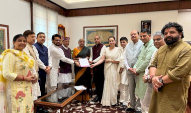 मुख्यमंत्री विश्व स्तरीय स्वास्थ्य सुविधा की बात करते हैं, जमीनी हकीकत नहीं देखते : जयराम ठाकुर