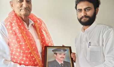 कारगिल विजय दिवस पर कैप्टन अमोल कालिया के पिता  को  किया सम्मानित- ग