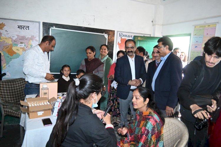 जनता के हक के लिए होते है जनप्रतिनिधि - अनिरुद्ध सिंह