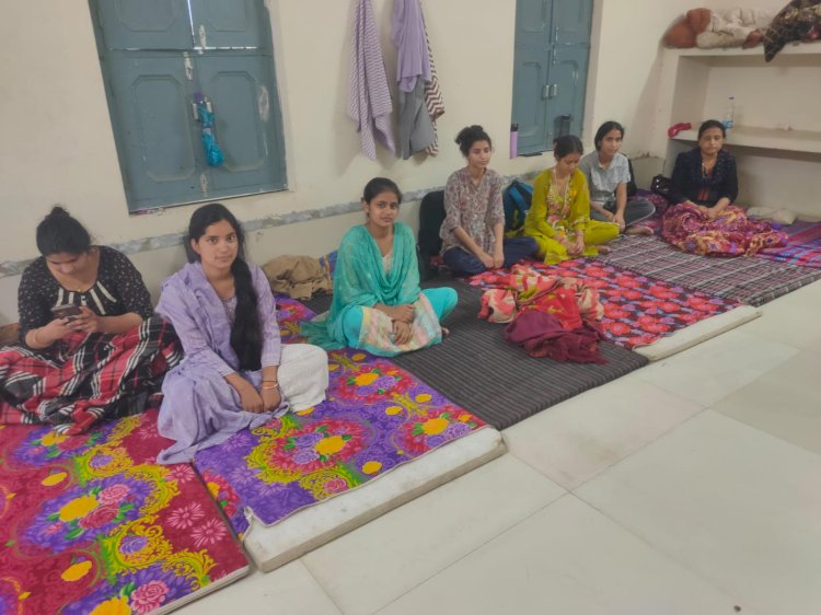 बादल फटने व भारी बारिश की घटना के बाद देर रात से ही राहत व बचाव कार्यों में जुटा रहा जिला प्रशासन