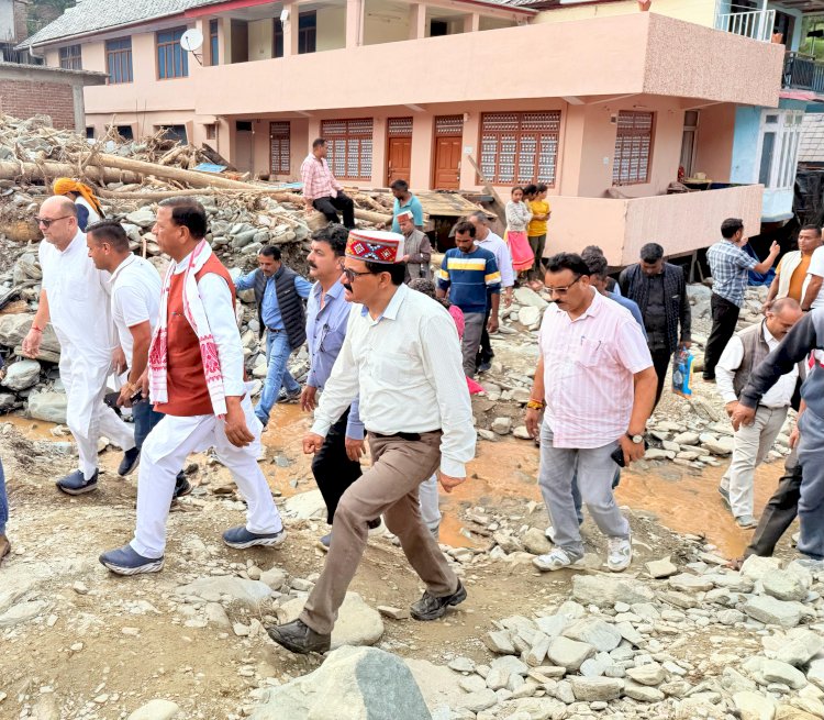 भाजपा आपदा में सेवा के पथ पर अग्रसर , नेता फील्ड में और कार्यकर्ता सामग्री निर्माण में