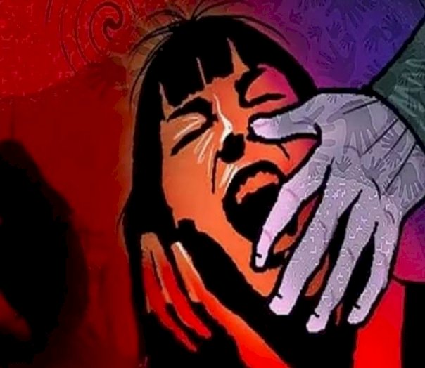 नाहन ब्लॉक में सरकारी स्कूल के शिक्षक ने नाबालिग छात्रा के साथ की छेडख़ानी, हिरासत में लिया...