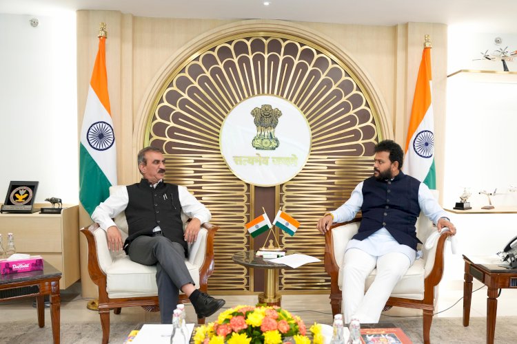 मुख्यमंत्री ने प्रदेश में हवाई सम्पर्क विस्तार और शिमला व धर्मशाला को नियमित हवाई सेवाओं का आग्रह किया