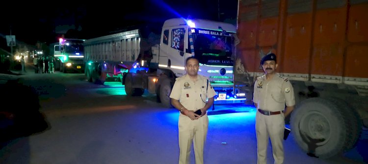 खनन माफिया पर चला पुलिस का चाबुक: बीती रात पांवटा- कालाअम्ब में 18 डंपर कब्जे में लिए...