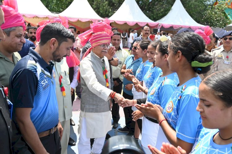 राज्यपाल ने अंतरराष्ट्रीय मिंजर मेले का किया विधिवत शुभारंभ