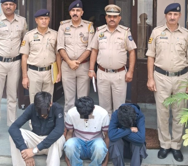 नाहन में शिमला के 3 नशा तस्कर धरे: 3.34 ग्राम चिट्टा बरामद...