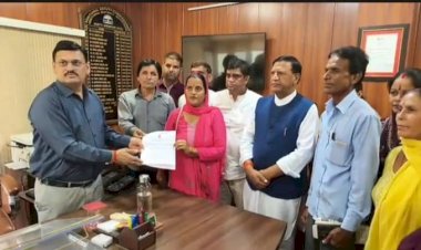 अब शहीद कुलविंद्र सिंह हाई स्कूल की तालाबन्दी के सरकारी फ़रमान जारी, गुस्साए ग्रामीण बोले यह शहीद का अपमान..