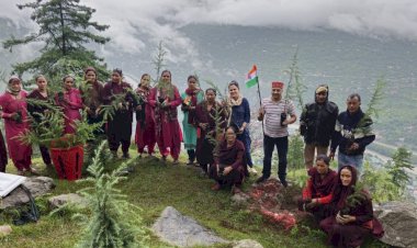 स्वतंत्रता दिवस पर कुल्लू के पीज में रोपे देवदार के पौधे, प्रोग्राम मैनेजर डा. कौशल्या की अगुवाई में हुआ सफल आयोजन