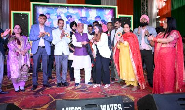 राज्यपाल ने ठियोग दिवस पर शुभकामनाएं दीं नशा मुक्त और समृद्ध हिमाचल का किया आह्वान