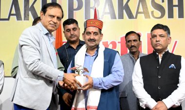 उप मुख्य सचेतक ने एपीजी विश्वविद्यालय में आयोजित पौधारोपण कार्यक्रम में की शिरकत