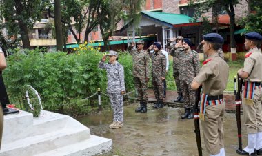सैनिक स्कूल सुजानपुर टीरा में शहीद मेजर सुधीर वालिया का शहादत दिवस मनाया गया