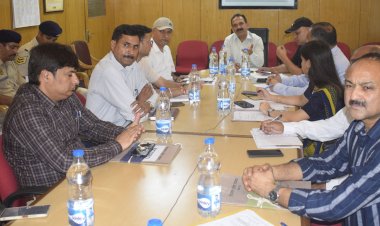 नशे की समस्या से निपटने के लिए परिवार, समाज और प्रशासन मिलकर करें कार्य: विनय कुमार