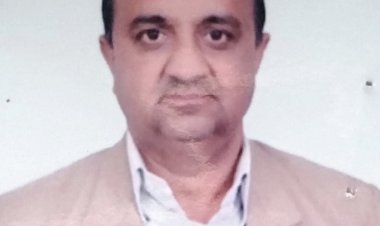 39 साल की सेवा के बाद नरेंद्र मोहिल..सी.एच. टी. पद से रिटायर हुए..स्टाफ़ ने दी  बहेतर भविष्य के लिए शुभकामनाएं...